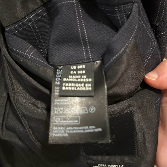 H&M Men’s Navy Checked suit jacket - Picture 3 of 3